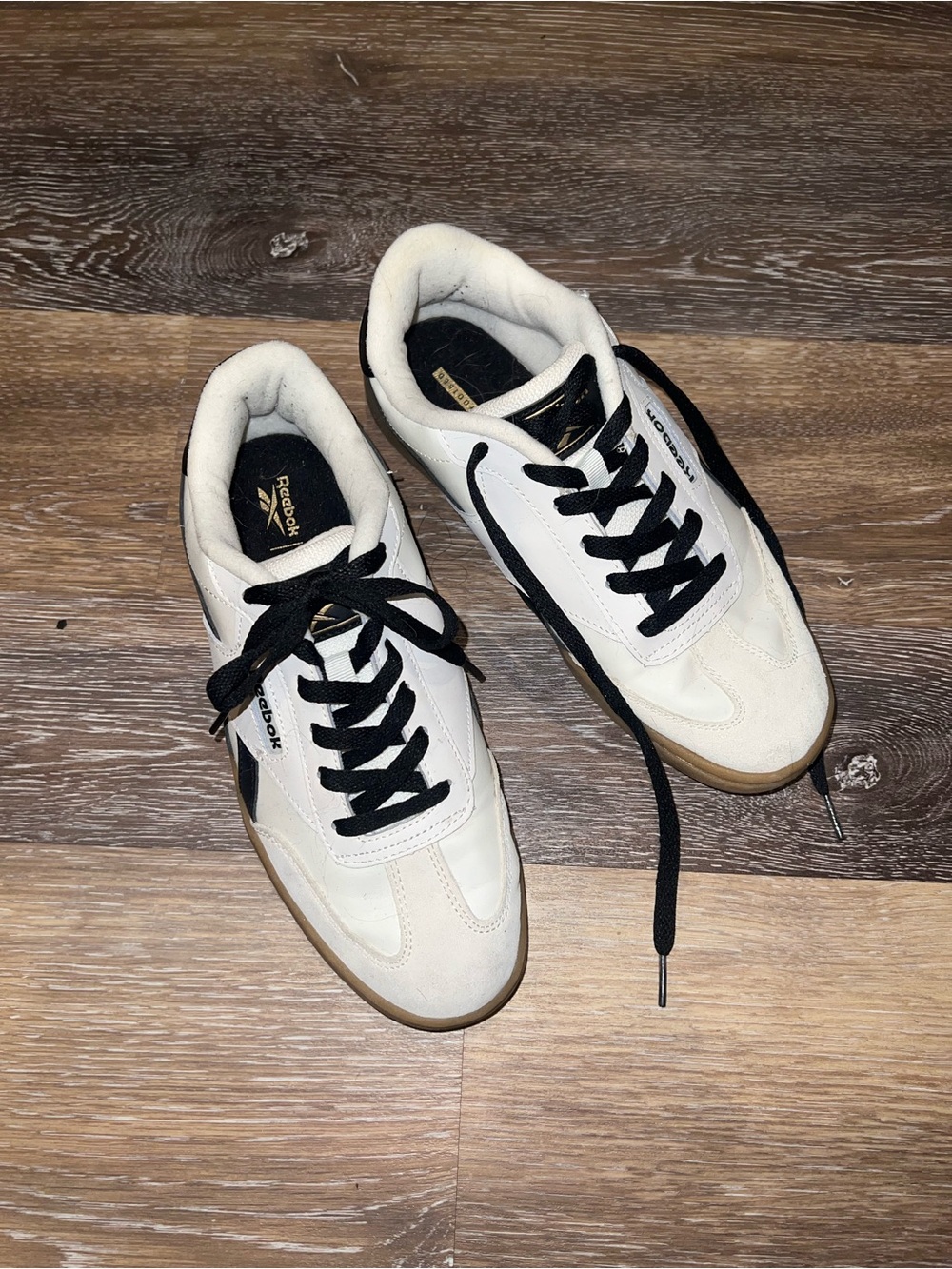 Reebok Classic White & Black Sneakers